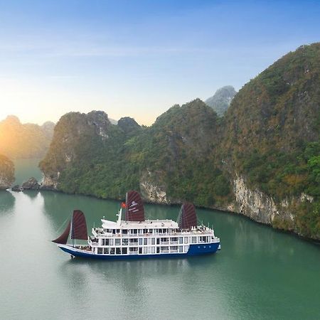 فندق Lapinta Luxury Cruises ها لونغ المظهر الخارجي الصورة